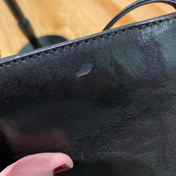 HOBO Shiny Black Leather Crossbody Bag - Picture 5 of 9